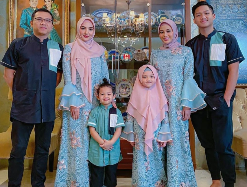 Gamis Muslim Keluarga Warna Biru